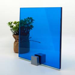 verre feuilleté bleu